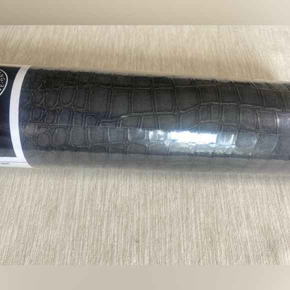 NWT Super Fresco Easy Wallpaper 1 Roll 32-659 Crocodile Black 10.05m x .52m - Picture 5 of 5